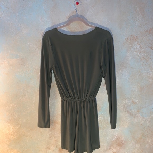 OLIVE GREEN ROMPER - Picture 2 of 5